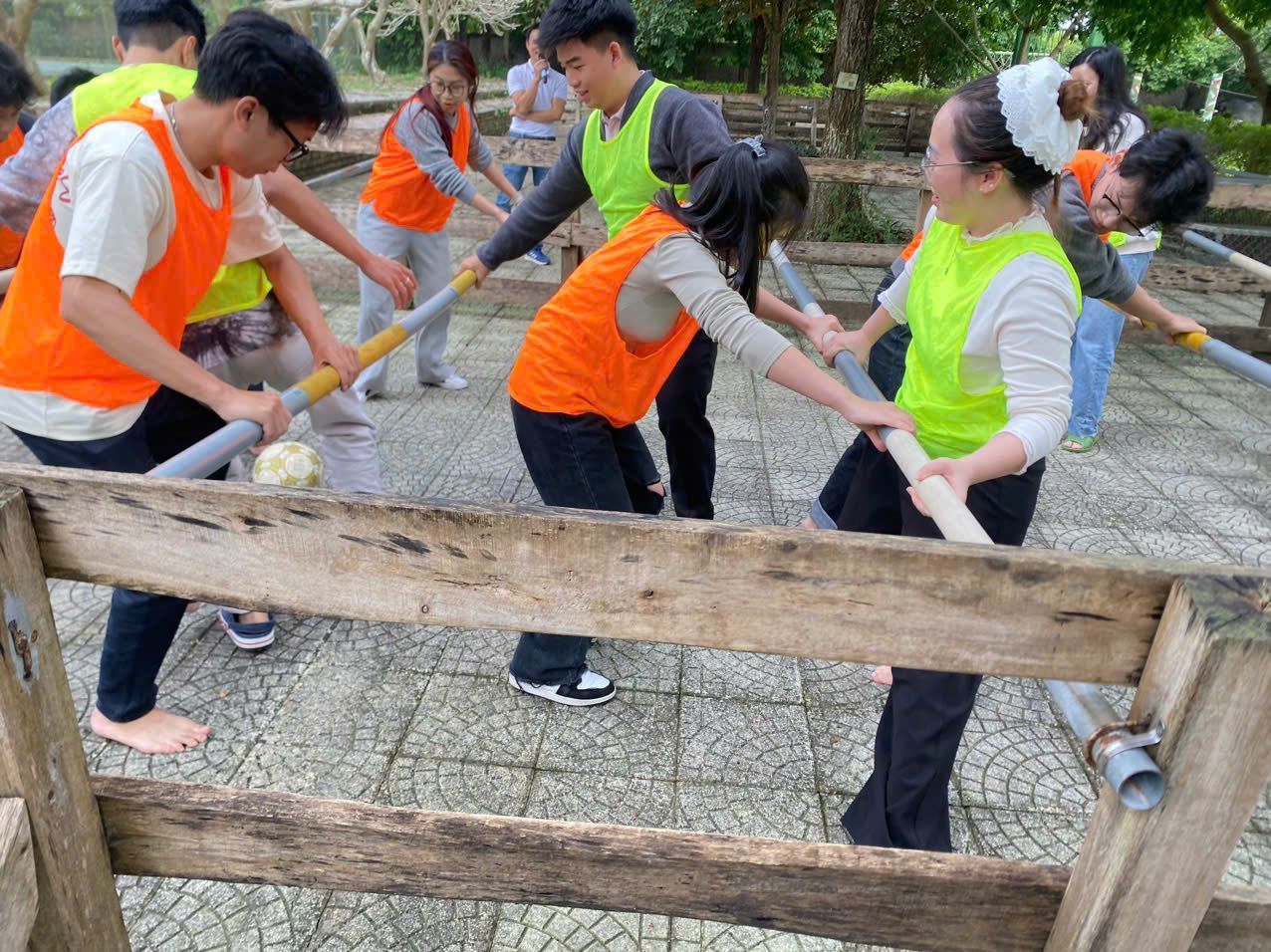 z7250435236644_0e5c7b52cdde9c613ce810526e06b6f5